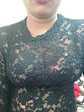 Snapshot of ANGE-MOU chatting on December 16, 2:38 am ANGE-MOU online show from December 16, 2:38 am