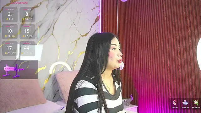 Snapshot of haylie_ chatting on March 3, 3:19 am haylie online show from March 3, 3:19 am