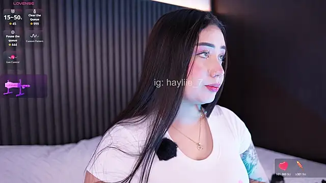 haylie  online show from June 23, 5:16 am