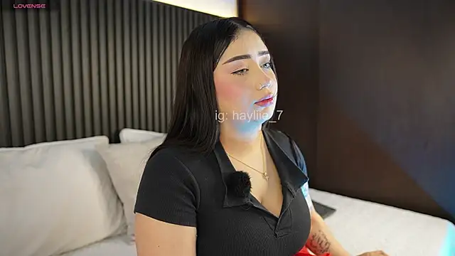 haylie  online show from July 8, 3:55 am
