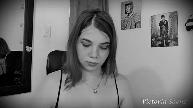 Snapshot of victoriaasaenz_ chatting on February 13, 4:00 am victoriaasaenz online show from February 13, 4:00 am