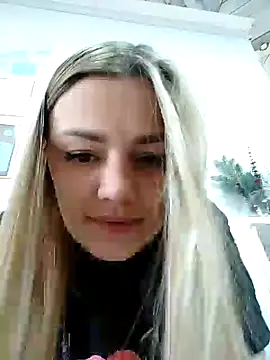 Snapshot of KrissSexi chatting on February 22, 9:23 am KrissSexi online show from February 22, 9:23 am