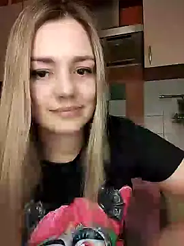 Snapshot of KrissSexi chatting on February 22, 6:52 pm KrissSexi online show from February 22, 6:52 pm