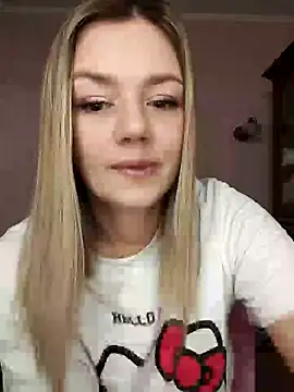 Snapshot of KrissSexi chatting on February 28, 6:43 am KrissSexi online show from February 28, 6:43 am
