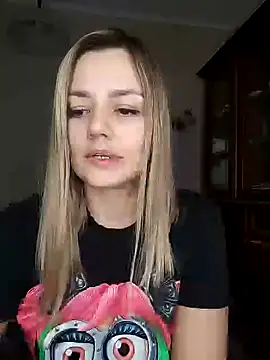 Snapshot of KrissSexi chatting on March 1, 6:00 pm KrissSexi online show from March 1, 6:00 pm