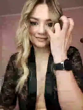 Snapshot of KrissSexi chatting on March 15, 7:20 am KrissSexi online show from March 15, 7:20 am