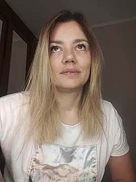 KrissSexi online show from November 15, 6:11 am