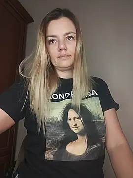 KrissSexi online show from November 15, 6:26 pm