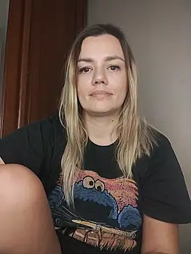 KrissSexi online show from November 22, 7:02 pm