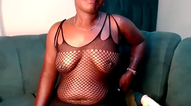 Snapshot of judyshinel20 chatting on March 19, 2:48 am judyshinel20 online show from March 19, 2:48 am