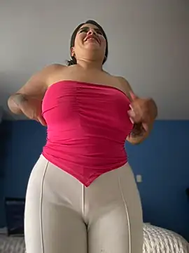 Insane Issa online show from February 13, 8:13 pm