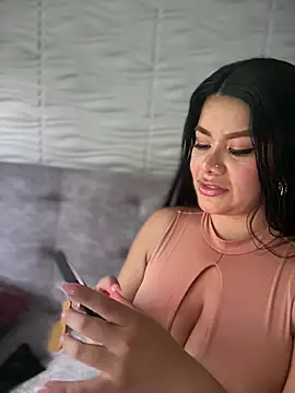 Insane Issa online show from January 9, 5:26 pm