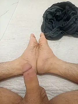 Snapshot of Hardapple01 chatting on September 27, 4:17 am Hardapple01 online show from September 27, 4:17 am