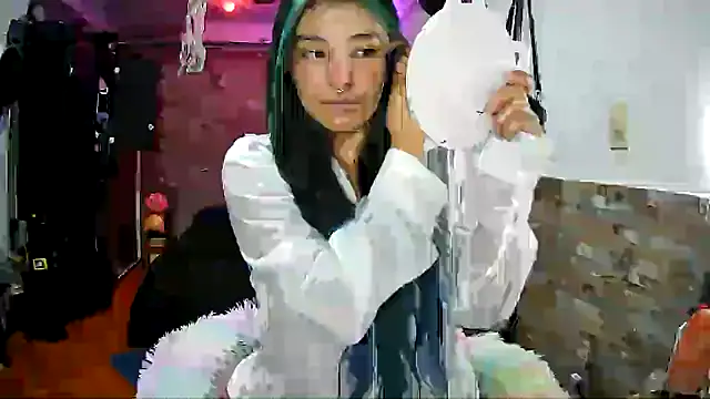 AngelaQueen  online show from July 27, 3:52 pm