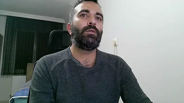 Snapshot of tgltplsr chatting on December 12, 9:48 pm tgltplsr online show from December 12, 9:48 pm