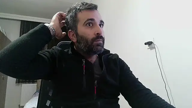 Snapshot of tgltplsr chatting on January 9, 11:13 pm tgltplsr online show from January 9, 11:13 pm