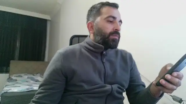 Snapshot of tgltplsr chatting on March 15, 2:03 am tgltplsr online show from March 15, 2:03 am