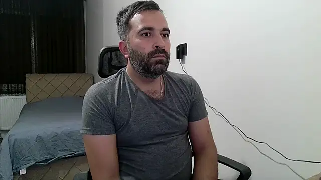 Snapshot of tgltplsr chatting on September 21, 1:18 am tgltplsr online show from September 21, 1:18 am