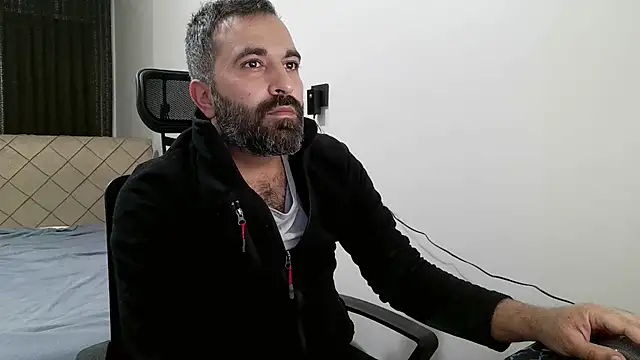 Snapshot of tgltplsr chatting on November 23, 4:12 am tgltplsr online show from November 23, 4:12 am