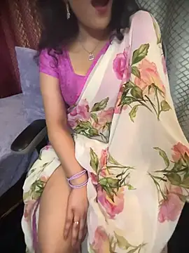 Snapshot of LuscousPussy chatting on November 22, 6:29 pm LuscousPussy online show from November 22, 6:29 pm