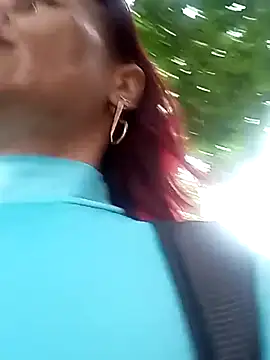 Snapshot of KaiicyQuuen chatting on February 6, 6:35 pm KaiicyQuuen online show from February 6, 6:35 pm