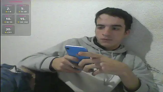 Snapshot of Tombgy07 chatting on January 17, 8:44 pm Tombgy07 online show from January 17, 8:44 pm