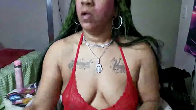 YasmineMinaj online show from November 18, 2:06 am