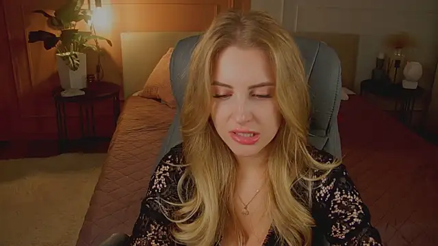 anita blairr online show from October 5, 1:04 am