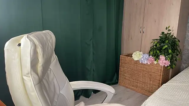 Snapshot of anita_blairr chatting on July 1, 12:56 am anita blairr online show from July 1, 12:56 am