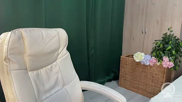 Snapshot of anita_blairr chatting on July 6, 1:57 am anita blairr online show from July 6, 1:57 am
