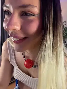 KittyKatyDream online show from January 18, 4:53 pm