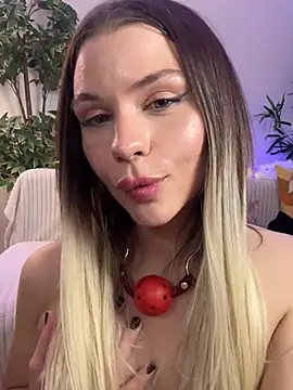 KittyKatyDream online show from February 3, 10:32 pm