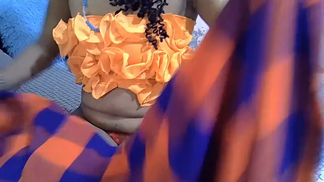 sweetchocolate9 online show from July 1, 9:14 pm