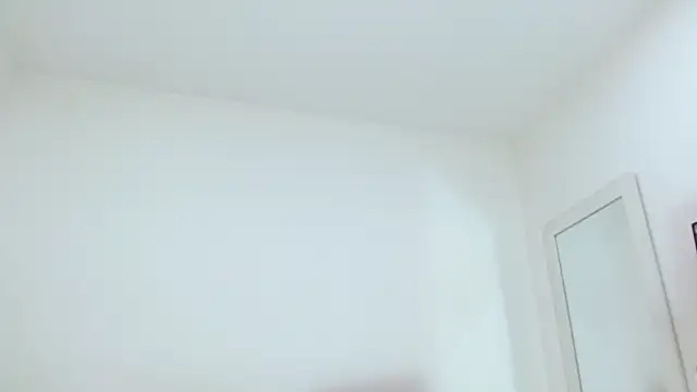 Snapshot of sashacreamy_ chatting on November 25, 2:44 am sashacreamy online show from November 25, 2:44 am