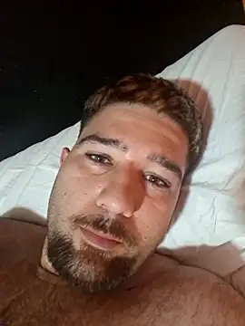 juuuaniii online show from May 13, 3:26 am