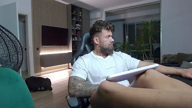 UbbeViking online show from February 4, 8:17 pm