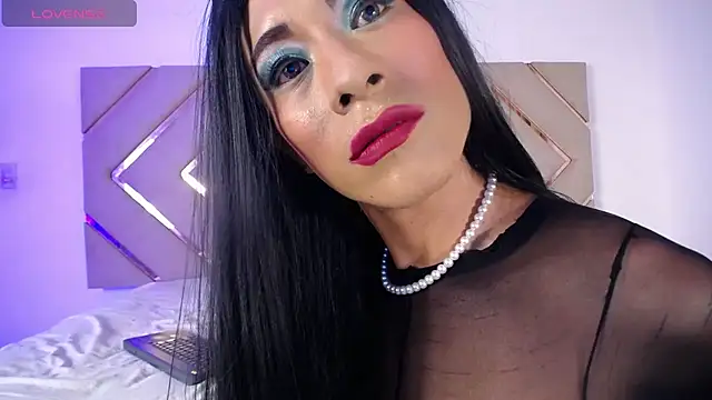 Snapshot of Raven_foxter1 chatting on March 1, 9:15 pm Raven foxter1 online show from March 1, 9:15 pm