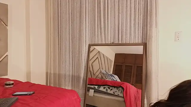 Snapshot of Raven_foxter1 chatting on September 25, 11:41 pm Raven foxter1 online show from September 25, 11:41 pm