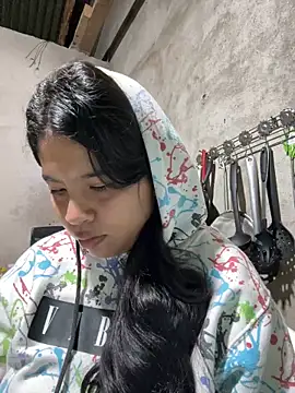 moncerrat luna online show from February 7, 10:08 am