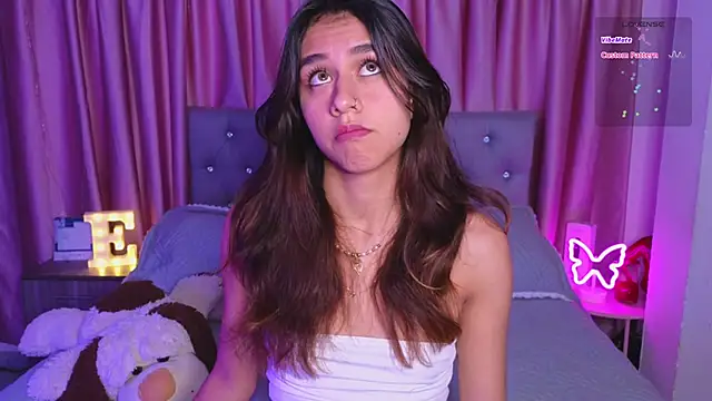 Emiily Scott1 online show from October 29, 10:11 pm