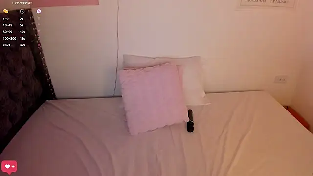 Snapshot of artemisa67_ chatting on December 30, 6:38 pm artemisa67 online show from December 30, 6:38 pm
