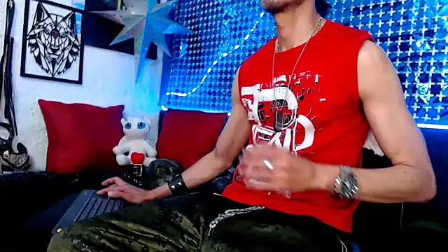 Snapshot of Mensecret69 chatting on January 13, 10:24 pm Mensecret69 online show from January 13, 10:24 pm