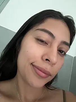 Snapshot of Sophie__Foxxx chatting on January 12, 12:33 pm Sophie Foxxx online show from January 12, 12:33 pm