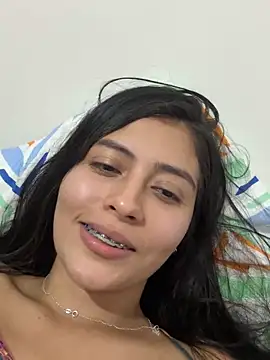 Snapshot of Sophie__Foxxx chatting on January 16, 12:02 am Sophie Foxxx online show from January 16, 12:02 am