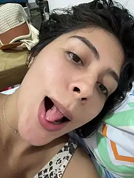 Snapshot of Sophie__Foxxx chatting on January 30, 9:36 pm Sophie Foxxx online show from January 30, 9:36 pm