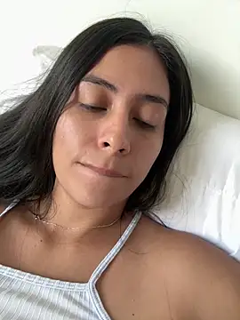 Snapshot of Sophie__Foxxx chatting on March 19, 11:50 am Sophie Foxxx online show from March 19, 11:50 am