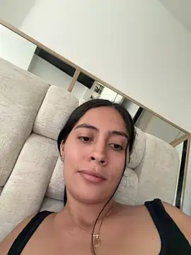 Snapshot of Sophie__Foxxx chatting on November 10, 7:24 pm Sophie Foxxx online show from November 10, 7:24 pm