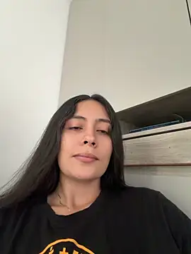 Snapshot of Sophie__Foxxx chatting on November 13, 8:41 pm Sophie Foxxx online show from November 13, 8:41 pm