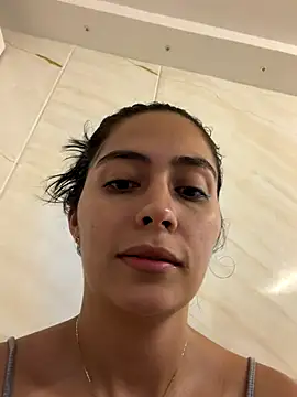 Snapshot of Sophie__Foxxx chatting on November 14, 11:24 pm Sophie Foxxx online show from November 14, 11:24 pm