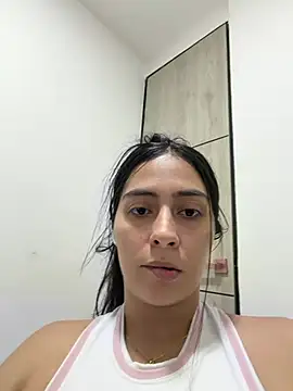 Sophie  Foxxx online show from June 17, 1:52 am